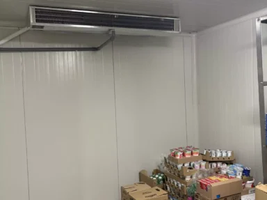 IDENTIČNE RASHLADNE KOMORE, A RAZLIČITE CENE